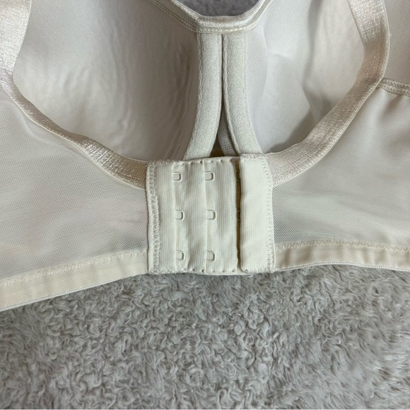 Cacique Lace Wired Bra Size 38D Cream and Gold - Picture 3 of 15